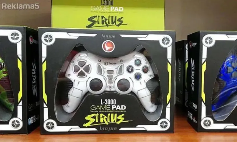 LANJUE JoyPad available in Red Green Black Blue color
